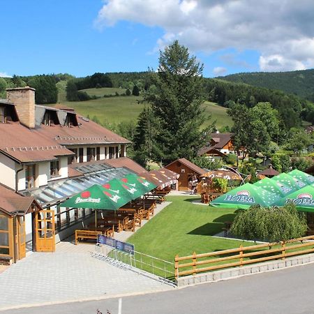 Hotel Stary Mlyn Есеник Экстерьер фото