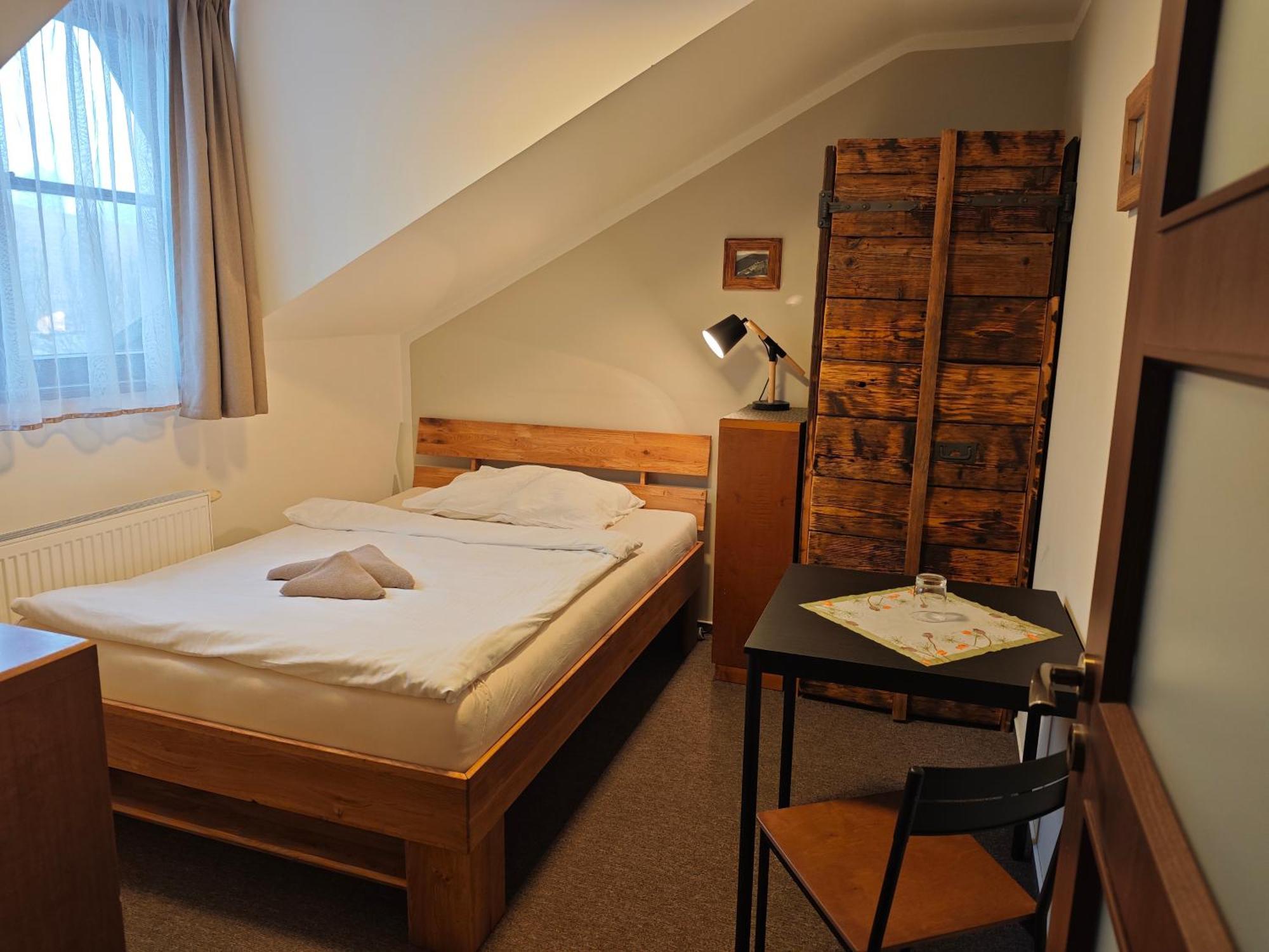 Hotel Stary Mlyn Есеник Экстерьер фото