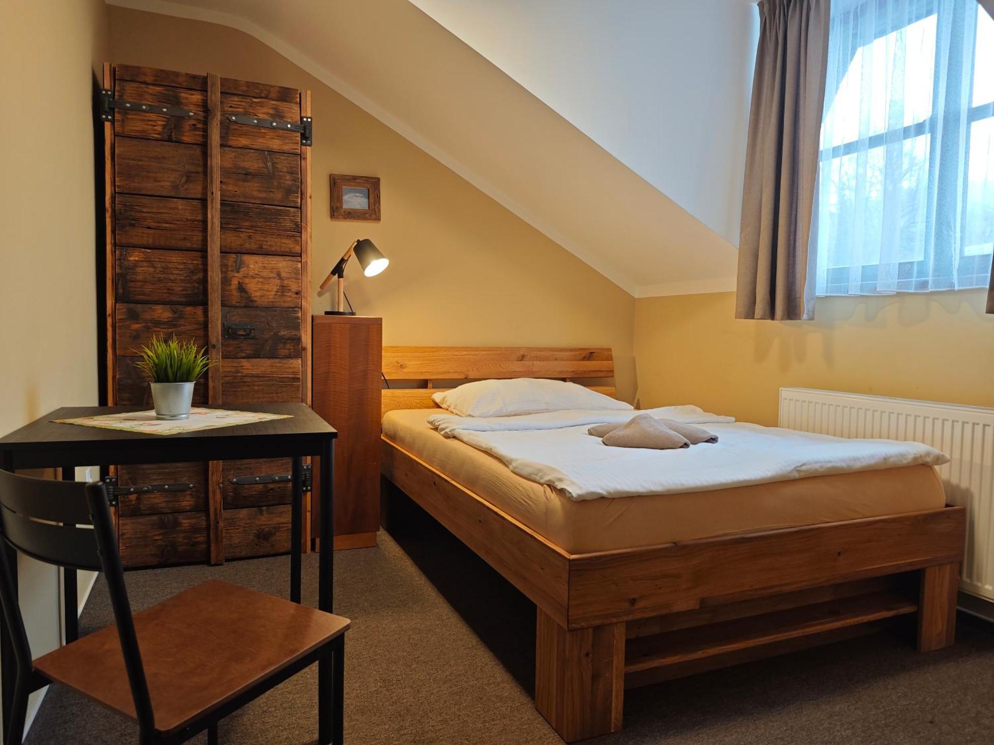 Hotel Stary Mlyn Есеник Экстерьер фото